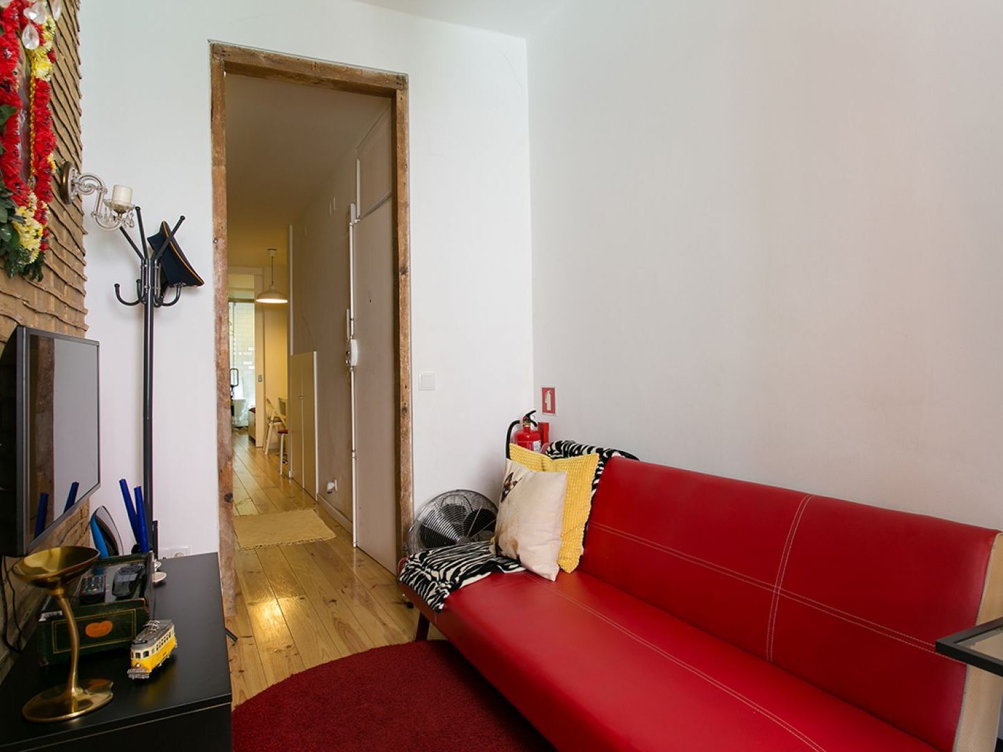 Apartamento Joivy Inviting Flat Next To Bica Elevator *