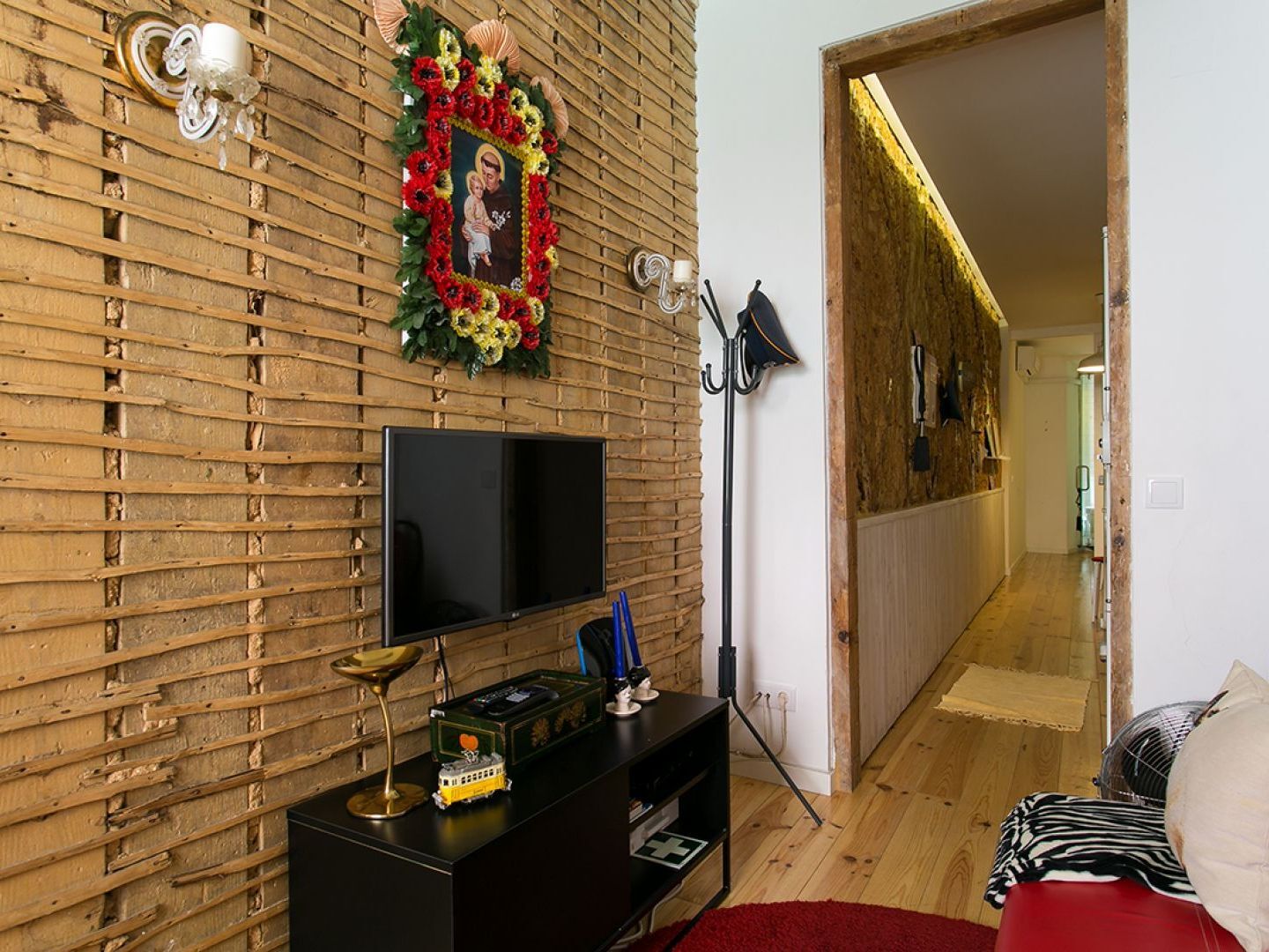 Joivy Inviting Flat Next To Bica Elevator Apartamento *